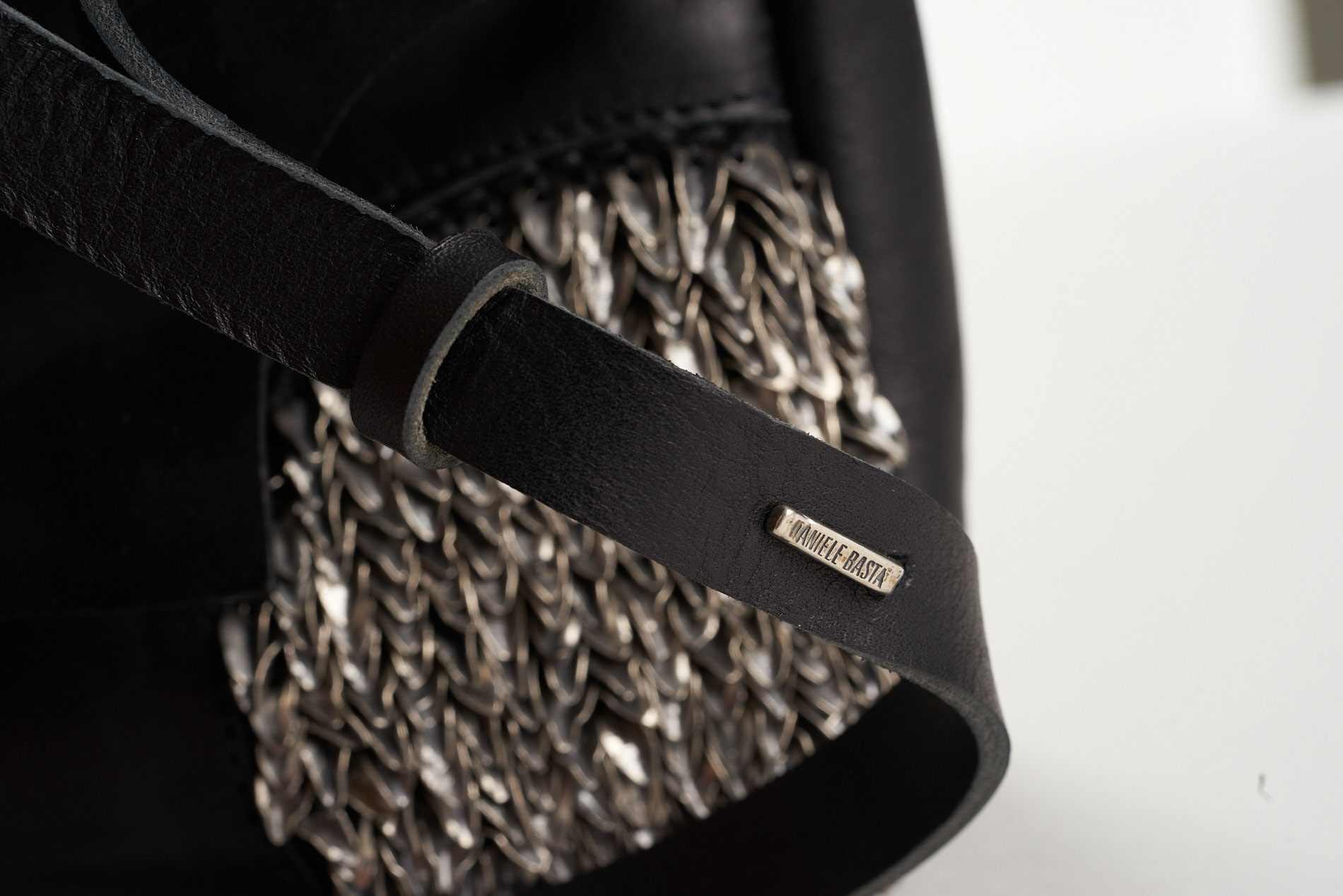 daniele basta leather and silver bags - DETAIL 2